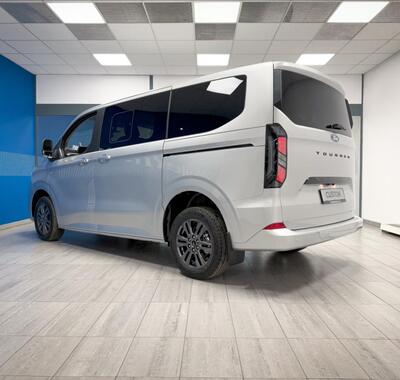Ford Tourneo Custom 3
