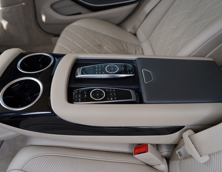 Mercedes-Benz Třídy S Sedan / Limuzína 4,0 l 345 kw