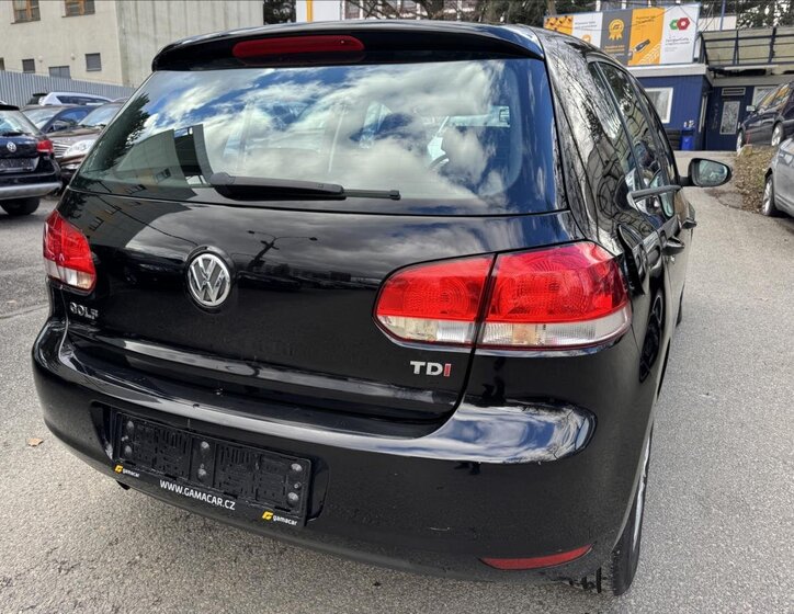 Volkswagen Golf Hatchback 1,6 l 77 kw