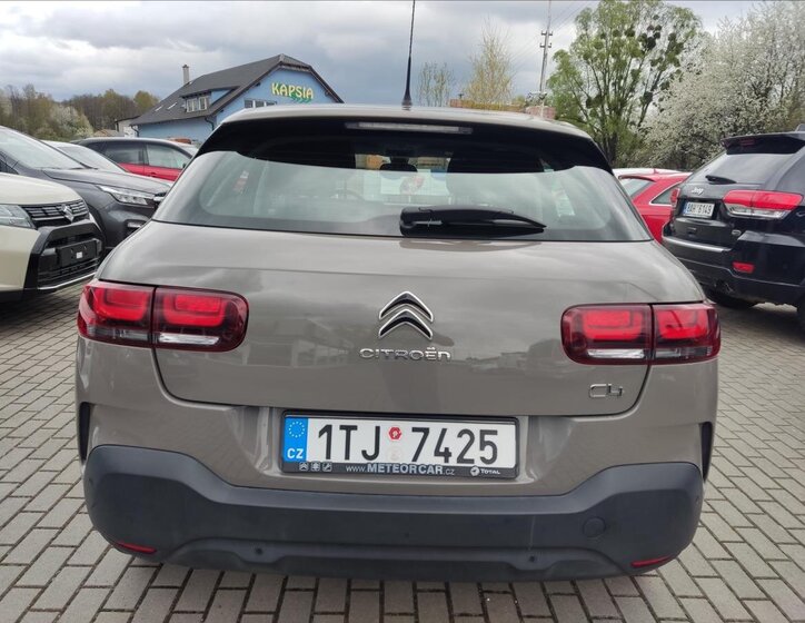 Citroën C4 Cactus Hatchback 1,2 l 81 kw