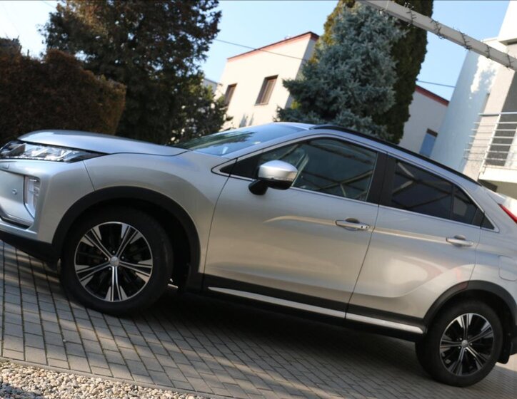 Mitsubishi Eclipse Cross Kombi 1,5 l 120 kw
