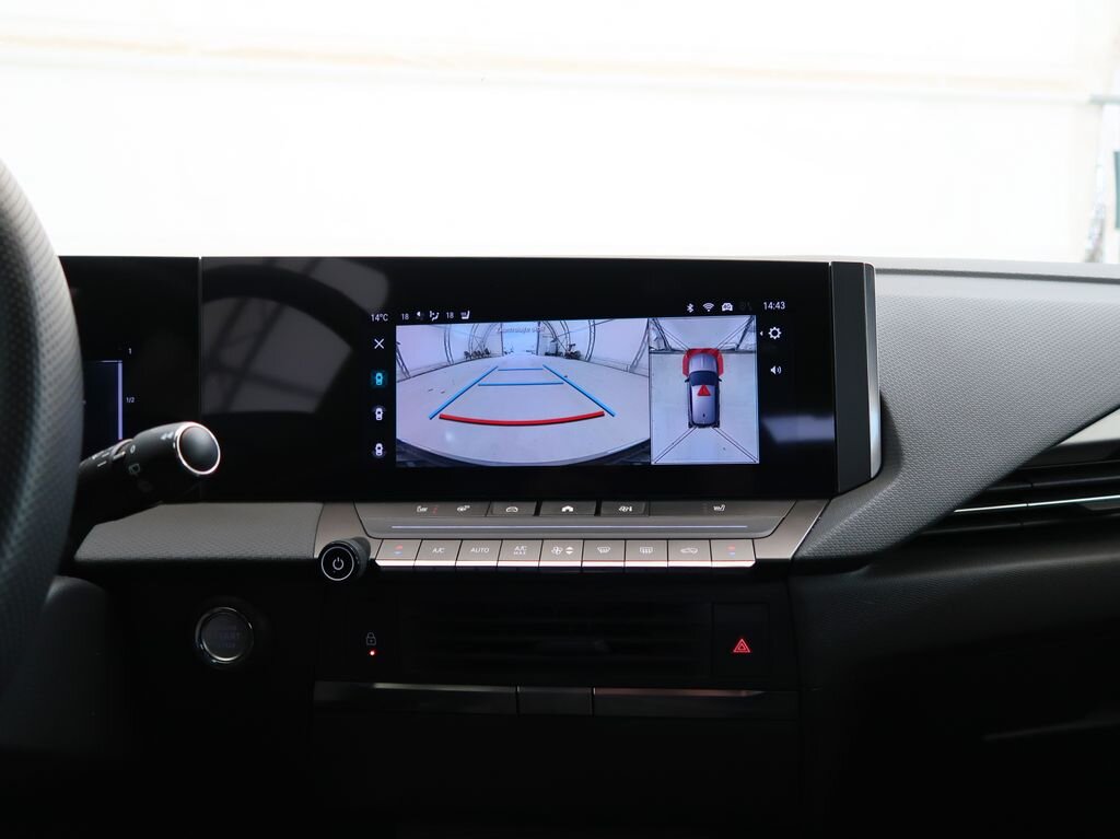 Opel Astra Hatchback 1,2 l 96 kw