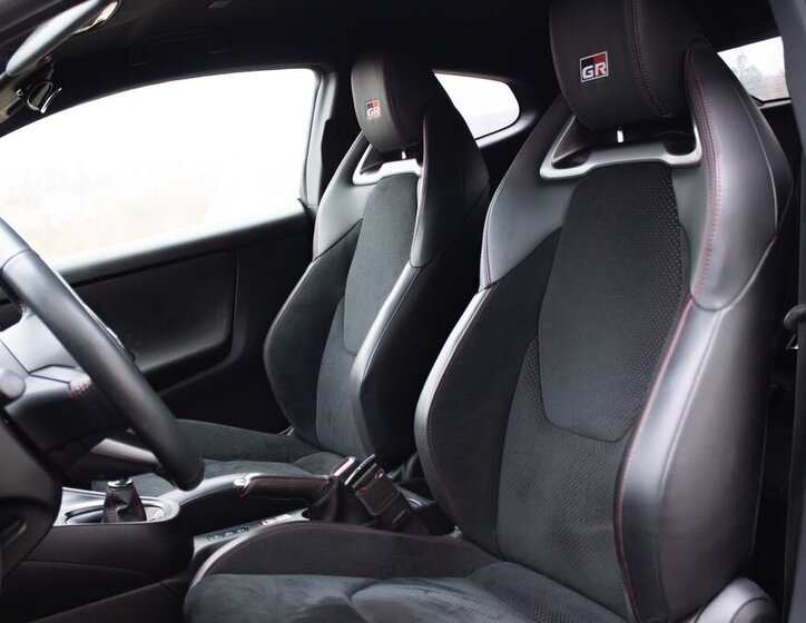 Toyota Yaris Hatchback 1,6 l 192 kw