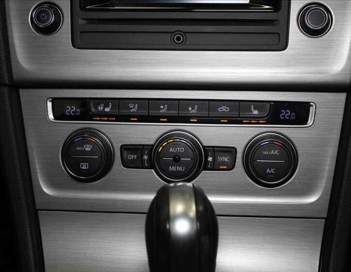 Volkswagen Golf Hatchback 1,2 l 81 kw