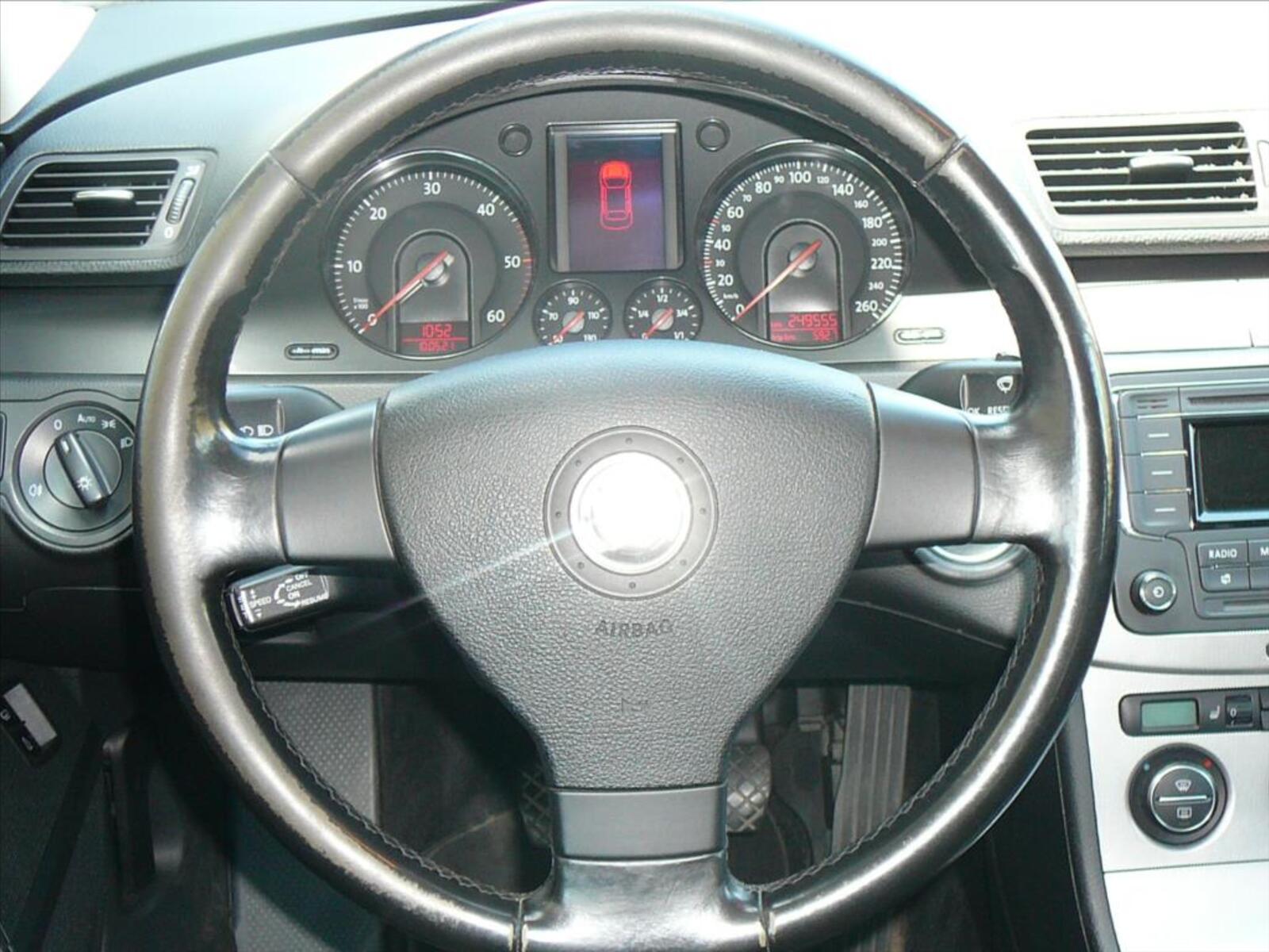 Volkswagen Passat 10