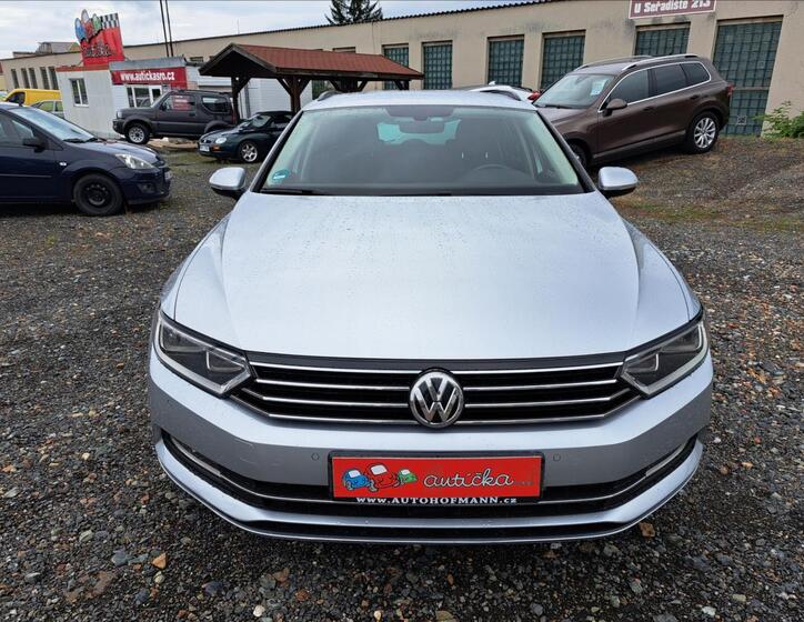 Volkswagen Passat 2