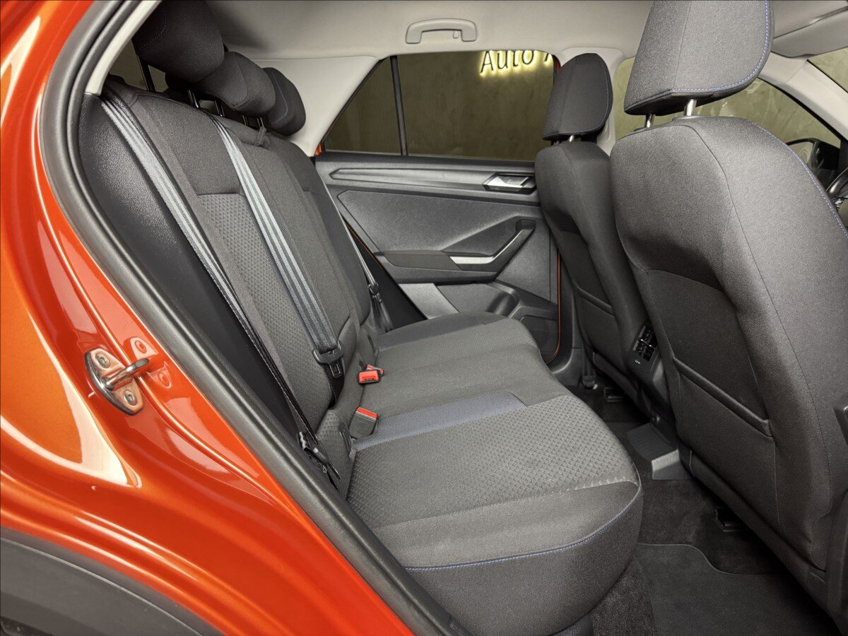Volkswagen T-Roc SUV 1,5 l 110 kw