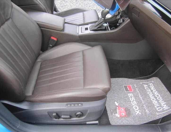 Škoda Superb Liftback 2,0 l 200 kw