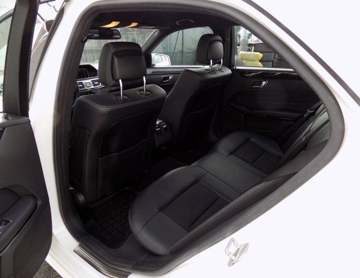 Mercedes-Benz Třídy E Sedan / Limuzína 2,1 l 125 kw