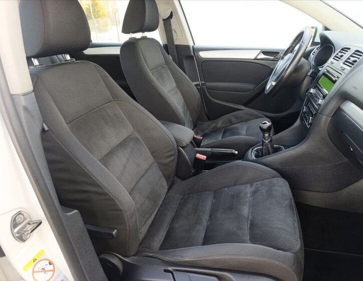 Volkswagen Golf Hatchback 1,6 l 77 kw