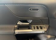 Mercedes-Benz EQB 11