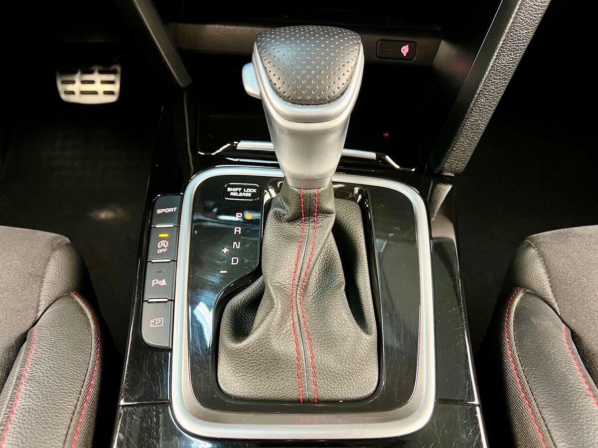 KIA Pro_Ceed Kombi 1,6 l 150 kw