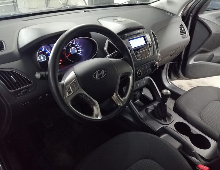 Hyundai ix35 38