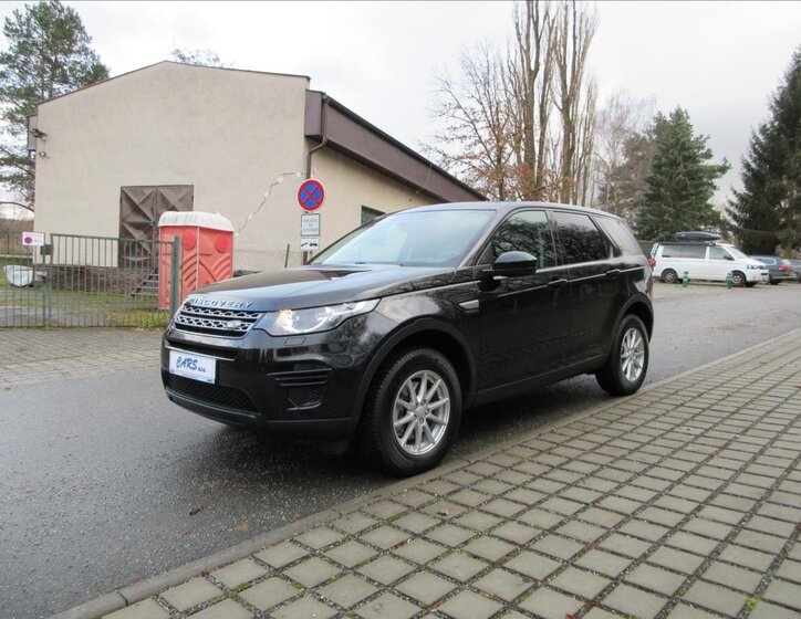 Land Rover Discovery Sport SUV 2,0 l 110 kw