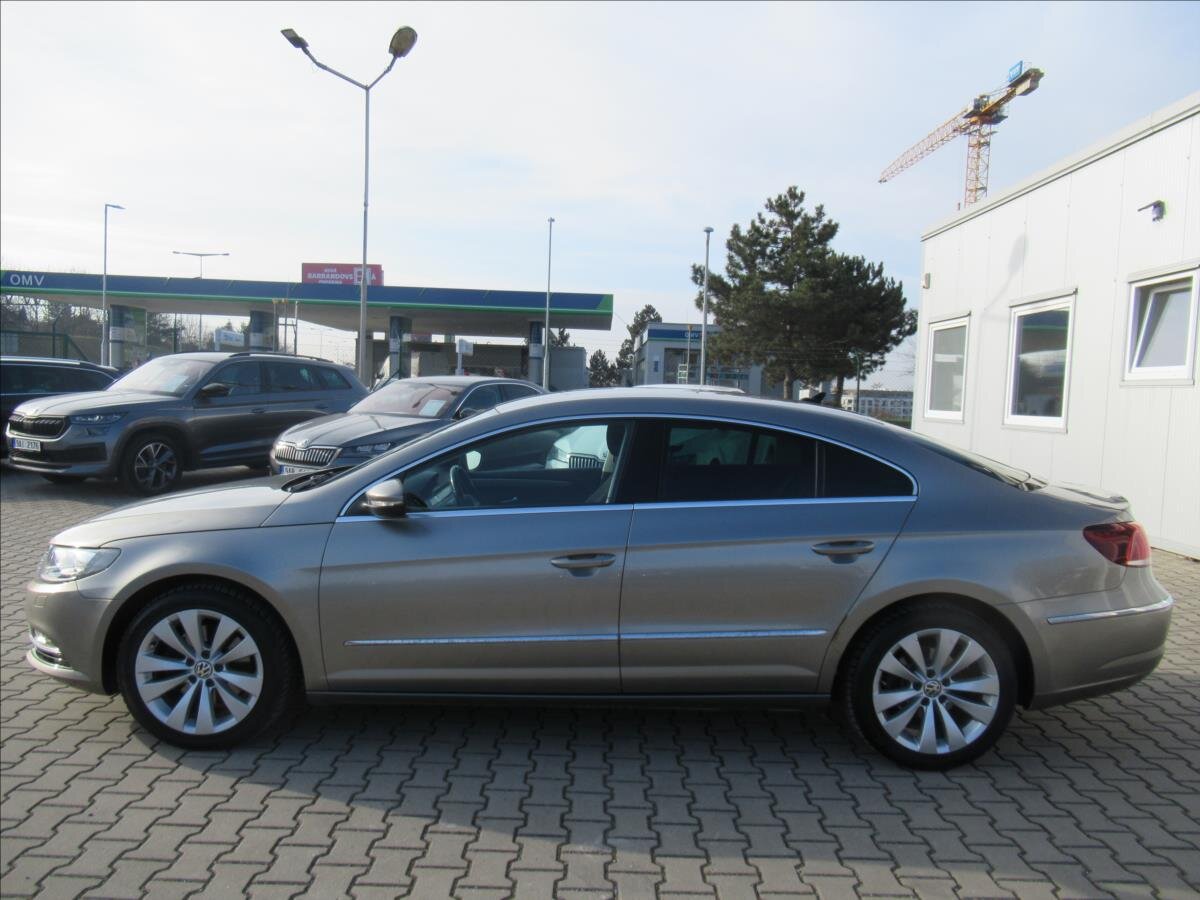 Volkswagen CC Sedan / Limuzína 2,0 l 103 kw