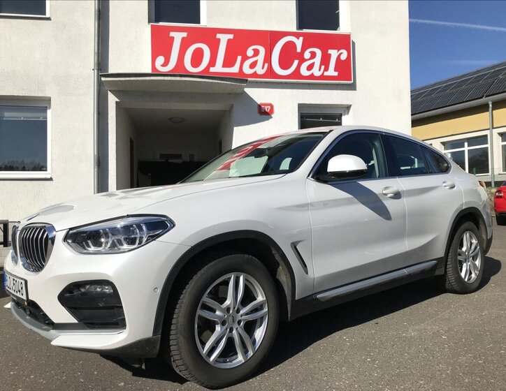 BMW X4 SUV / Terénní 2,0 l 140 kw