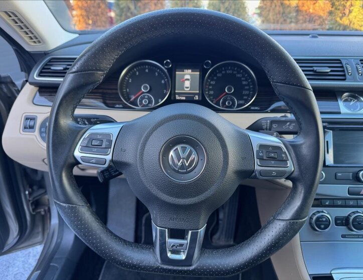 Volkswagen CC Sedan / Limuzína 2,0 l 155 kw