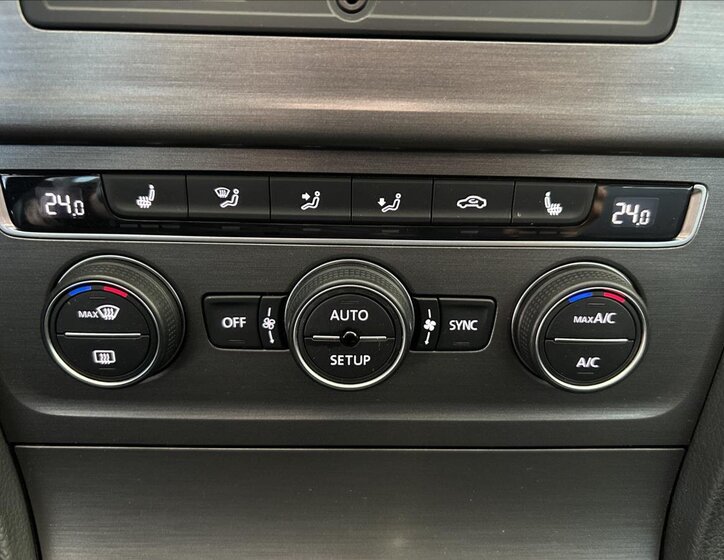 Volkswagen Golf Hatchback 1,2 l 77 kw