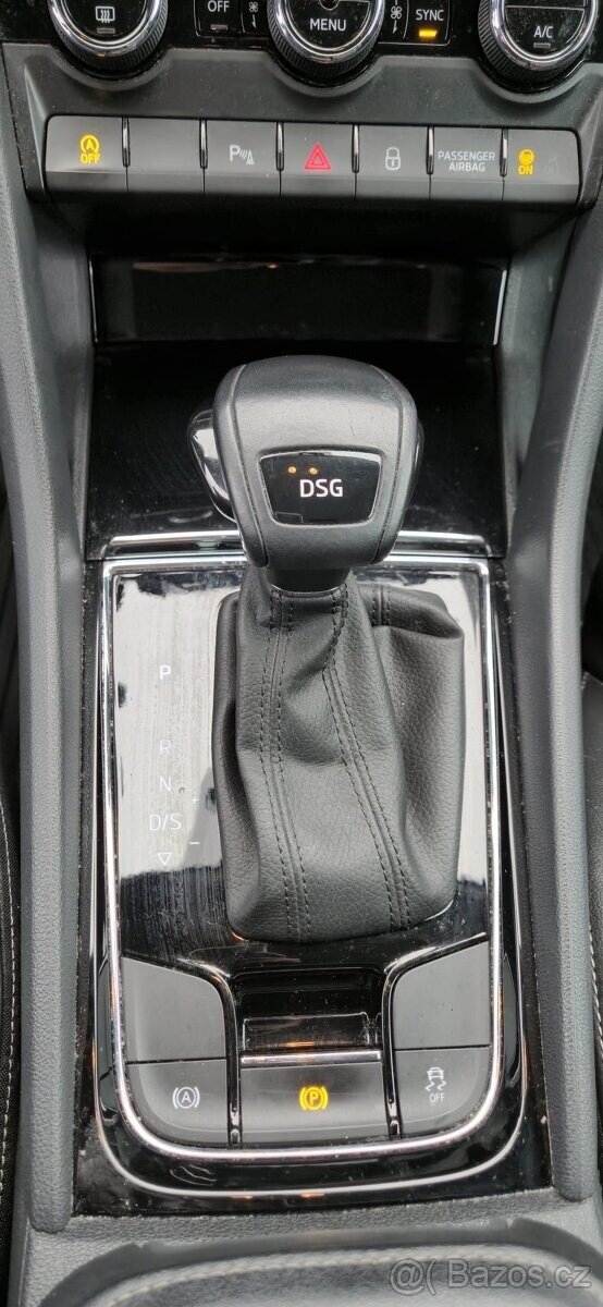 Škoda Karoq SUV 0,0 0