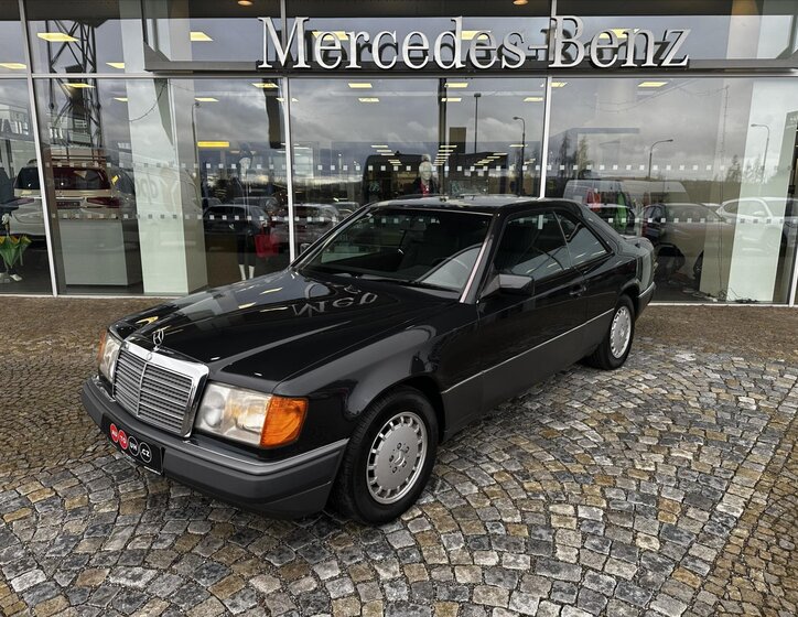 Mercedes-Benz 124 Kupé 1,9 l 100 kw