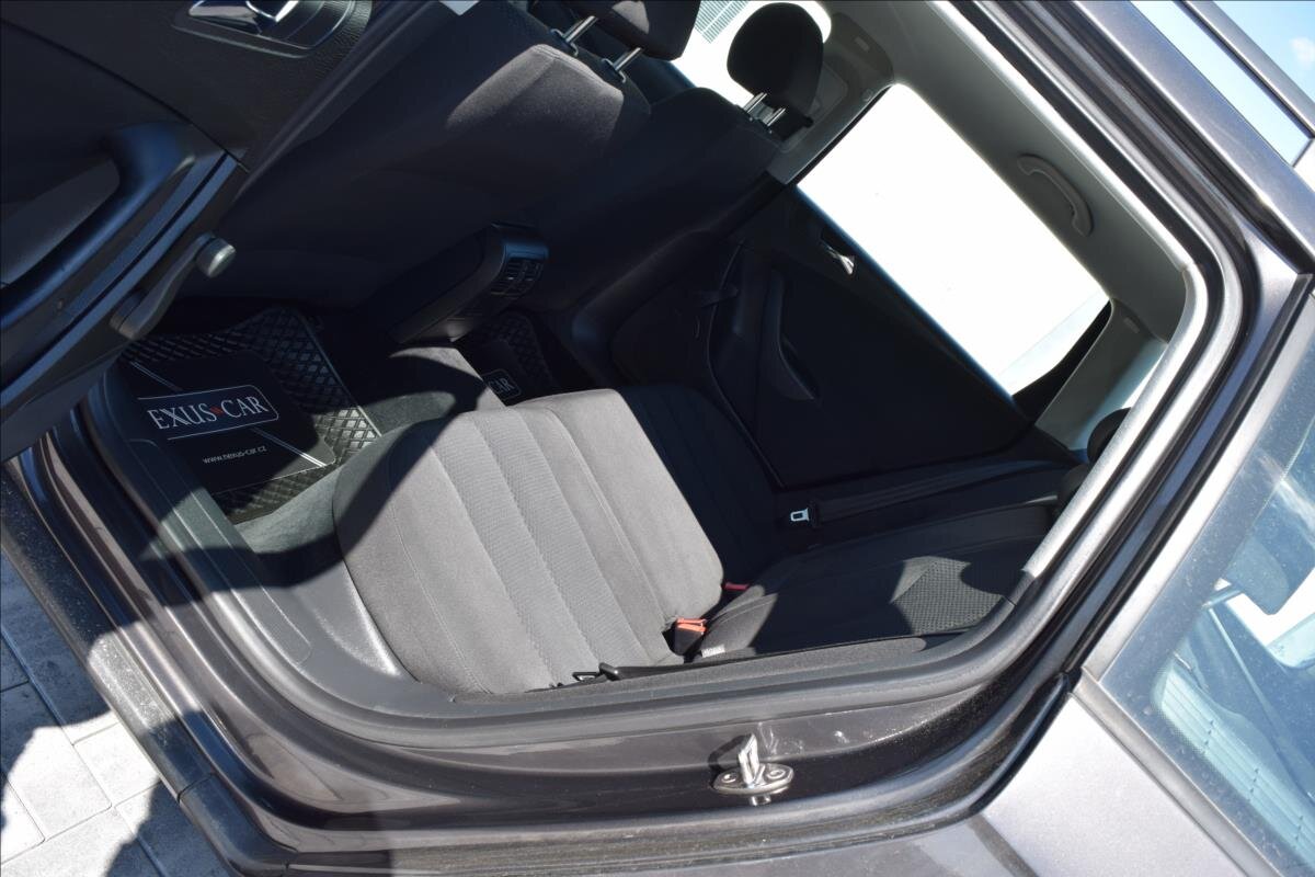 Volkswagen Passat Kombi 1,9 l 77 kw