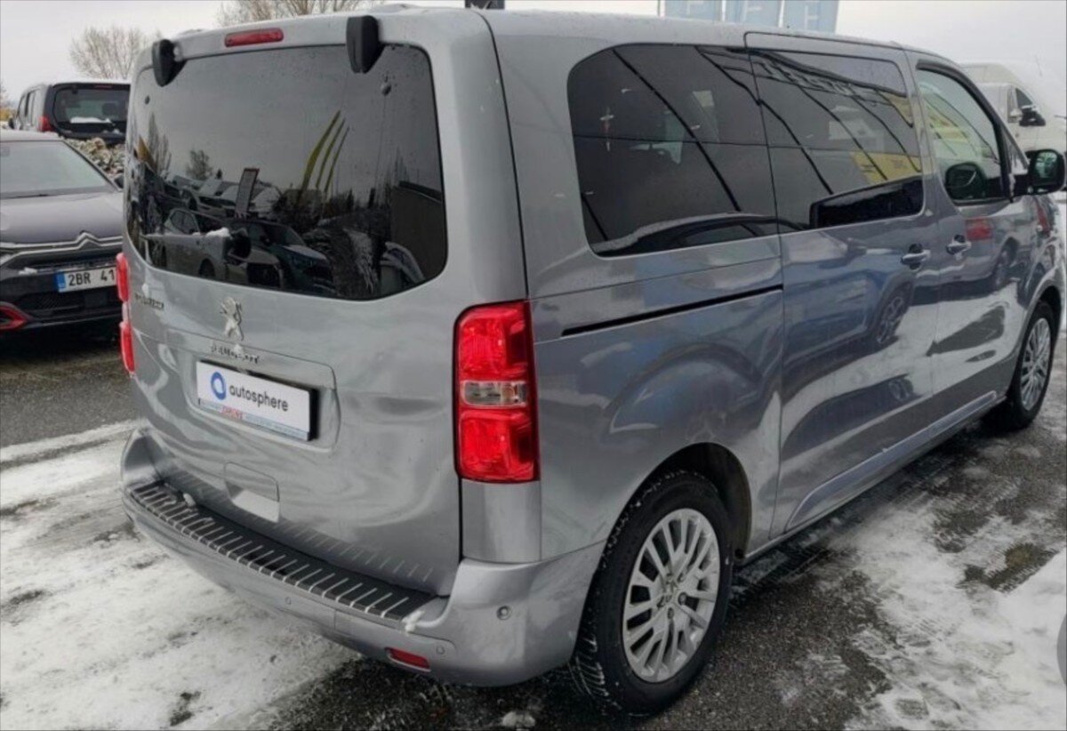 Peugeot Traveller MPV 0,0 110 kw