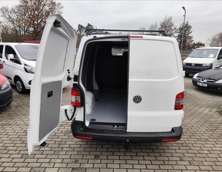 Volkswagen Transporter Ostatní 2,0 l 84 kw