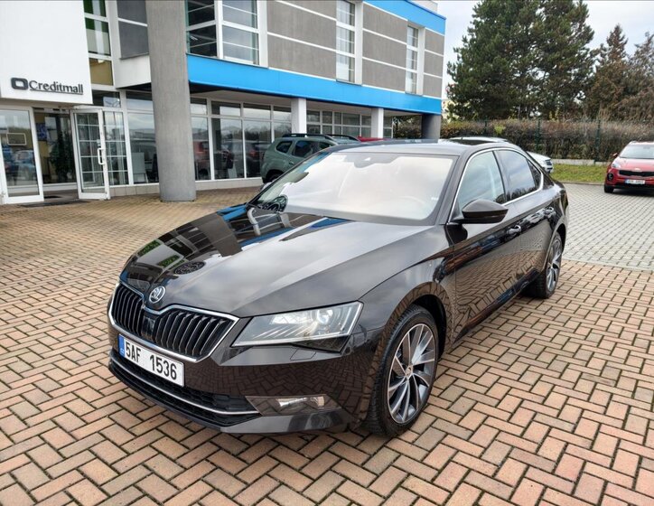 Škoda Superb Liftback 2,0 l 140 kw