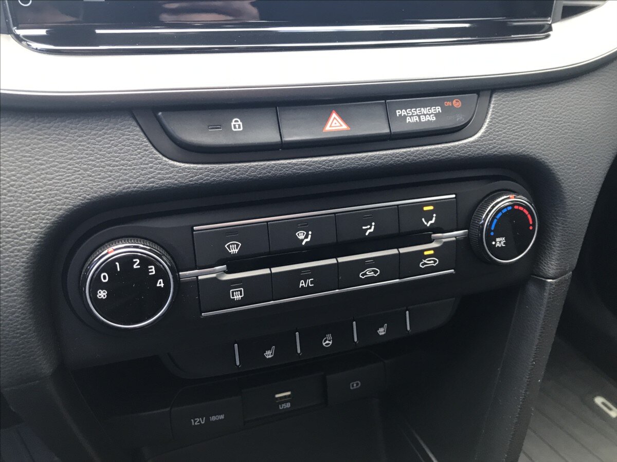 KIA Ceed Kombi 1,5 l 117 kw