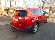 Toyota RAV4 SUV 2,0 l 111 kw