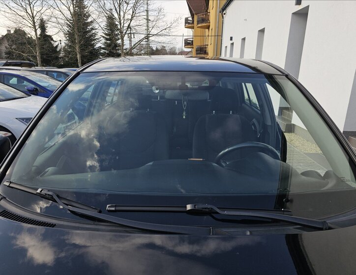 Toyota RAV4 Kombi 2,2 l 100 kw