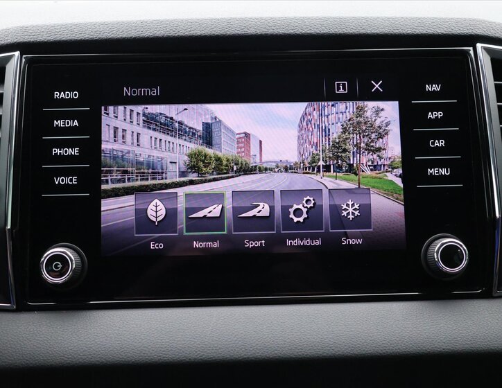 Škoda Karoq SUV 2,0 l 110 kw