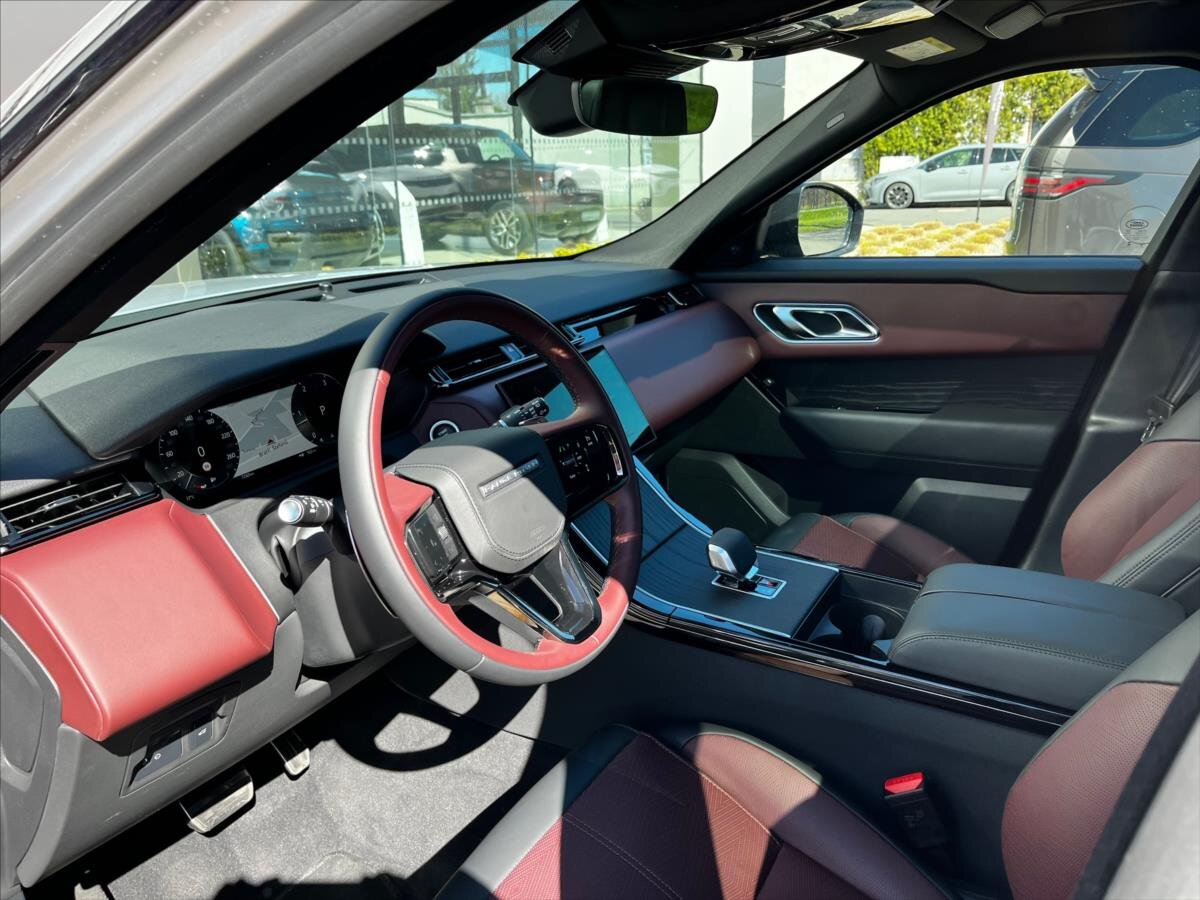 Land Rover Range Rover Velar SUV / Terénní 3,0 l 221 kw