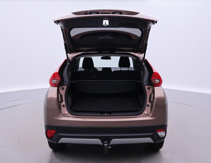 Mitsubishi Eclipse Cross SUV 1,5 l 120 kw