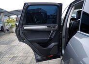 Volkswagen Touareg 16