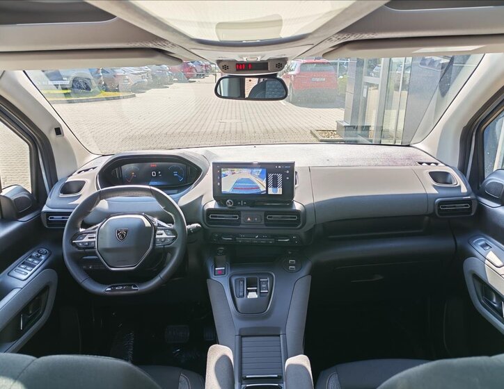 Peugeot Rifter MPV 1,5 l 96 kw
