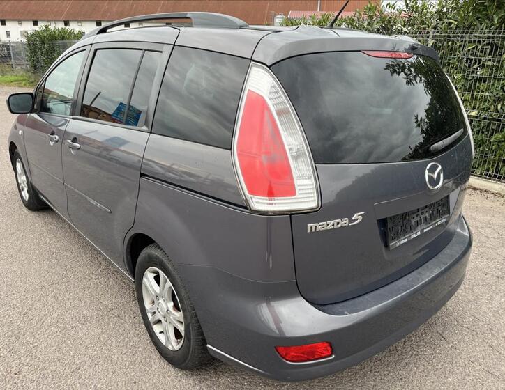 Mazda 5 8