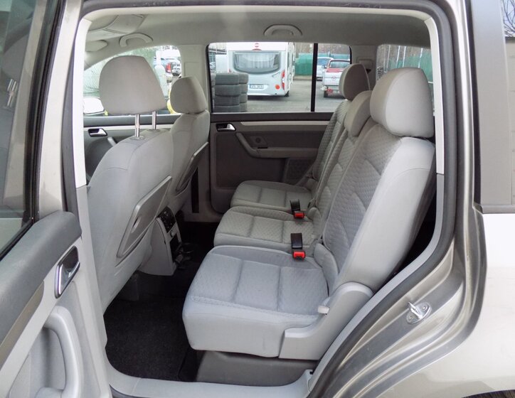 Volkswagen Touran Ostatní 2,0 l 103 kw