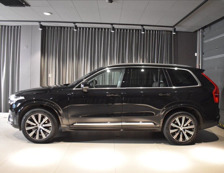 Volvo XC90 SUV / Terénní 2,0 l 184 kw
