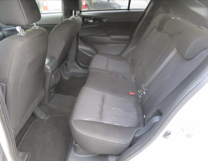 Mitsubishi Eclipse Cross SUV / Terénní 2,3 l 109 kw