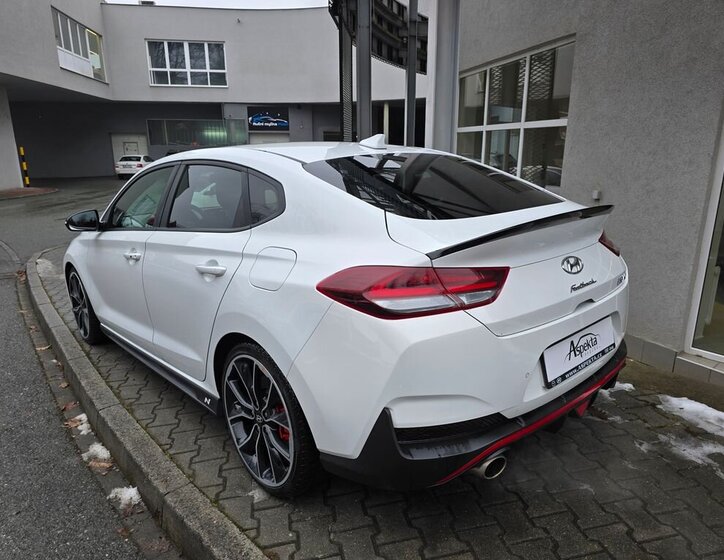 Hyundai i30 Hatchback 2,0 l 202 kw