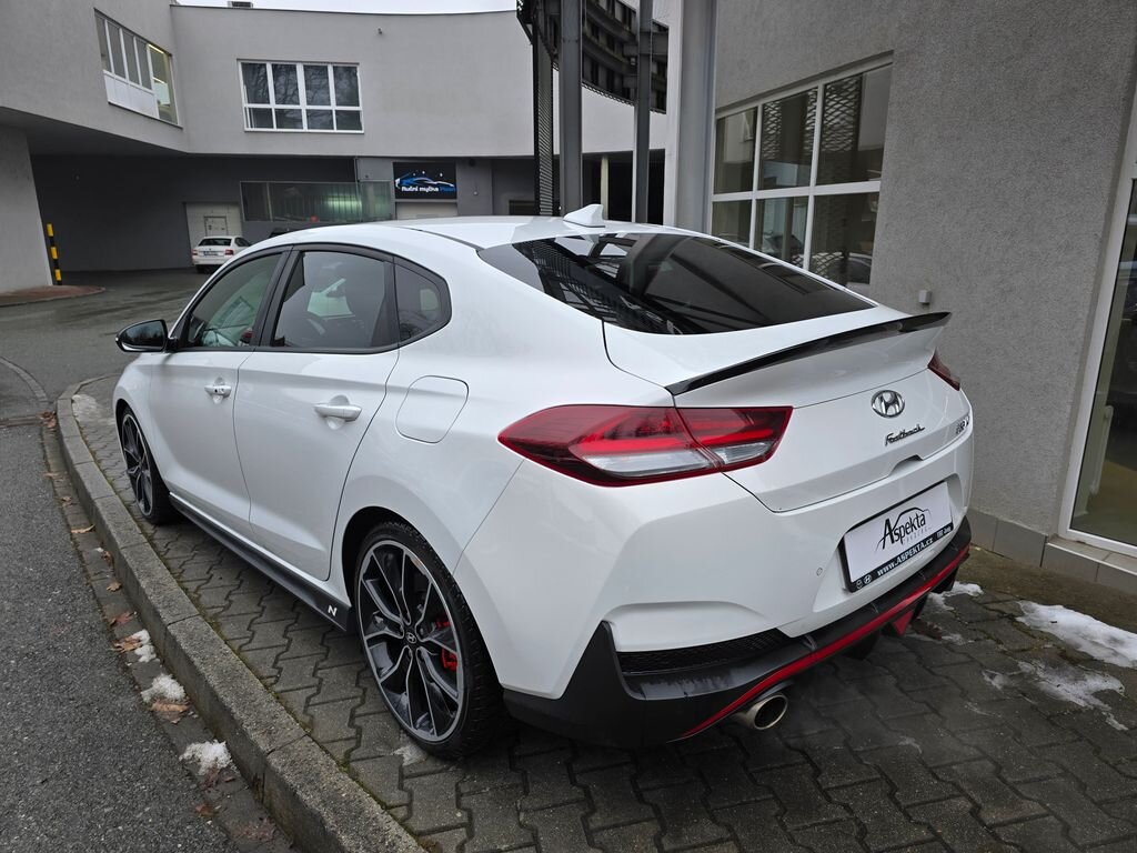 Hyundai i30 Hatchback 2,0 l 202 kw