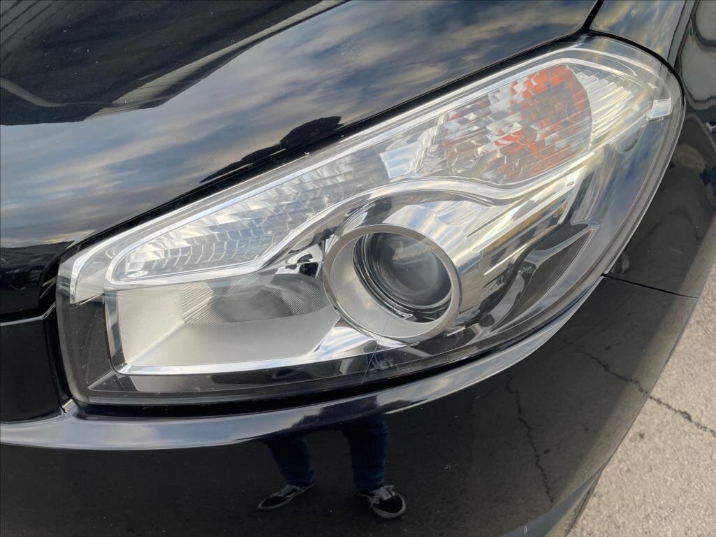 Nissan Qashqai SUV / Terénní 2,0 l 110 kw