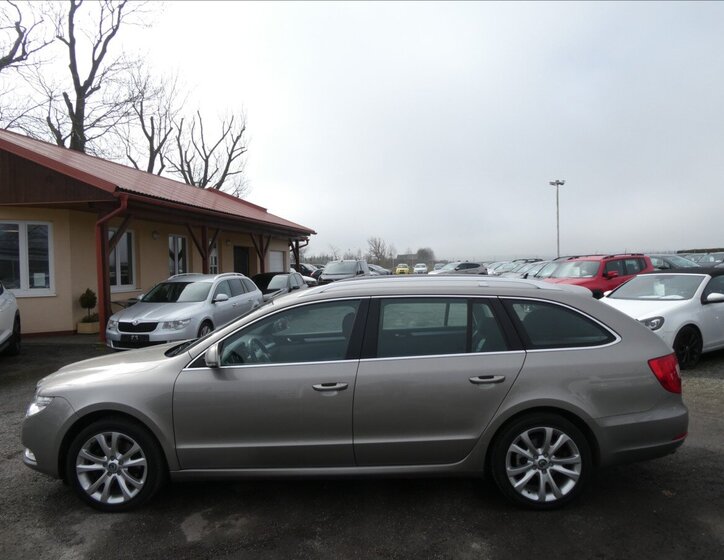 Škoda Superb Kombi 1,4 l 92 kw
