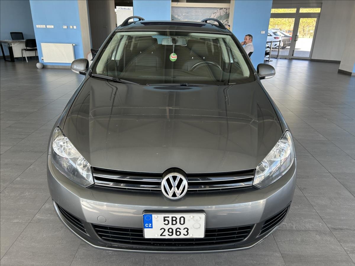 Volkswagen Golf Kombi 2,0 l 103 kw