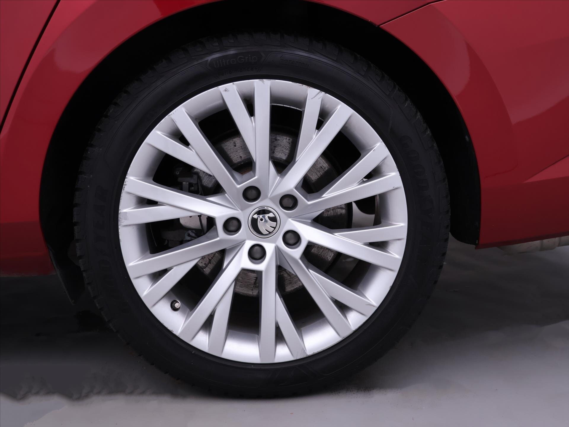 Škoda Superb Liftback 2,0 l 206 kw