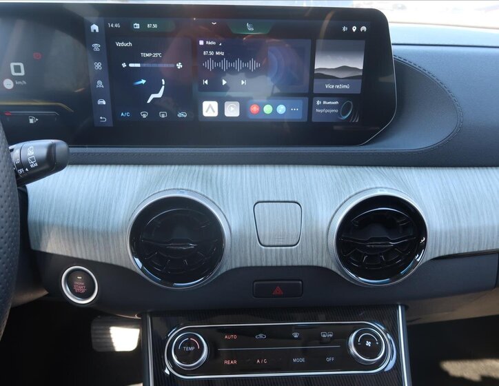 Dongfeng U-Tour MPV 1,5 l 130 kw