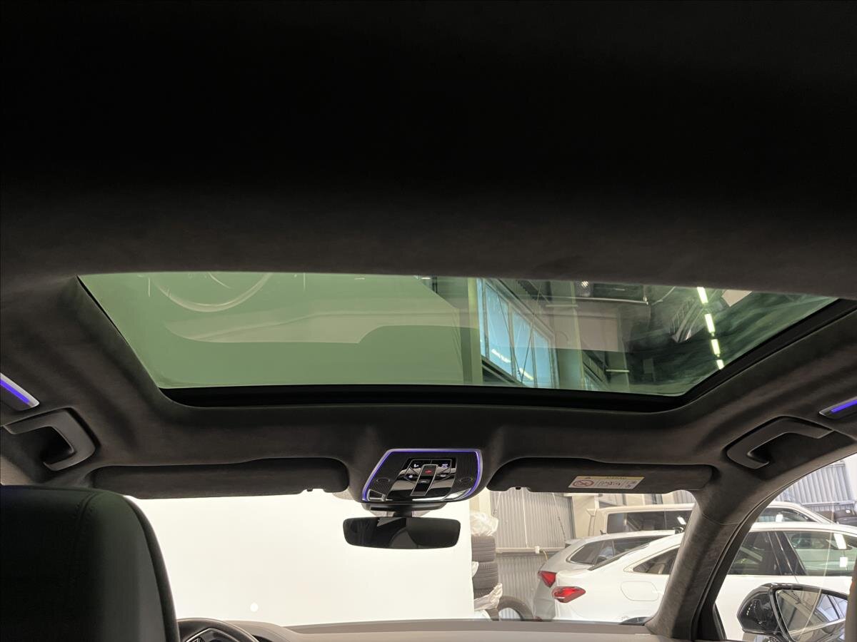 Audi S8 Sedan / Limuzína 4,0 l 420 kw