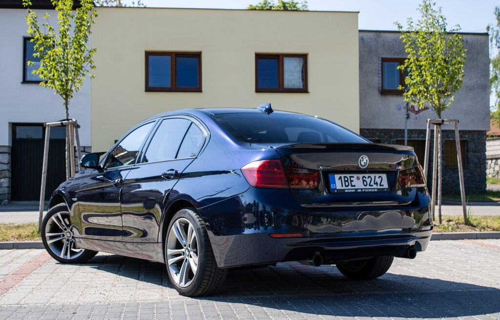 BMW Řada 3 Sedan / Limuzína 3,0 l 225 kw