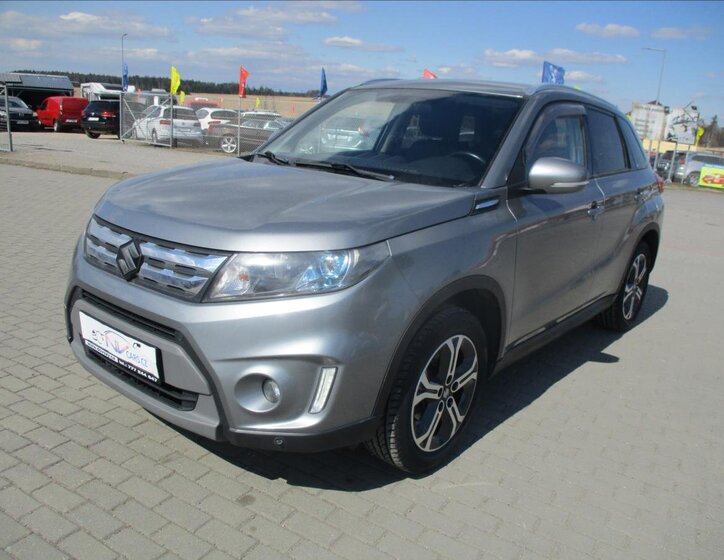 Suzuki Vitara 1